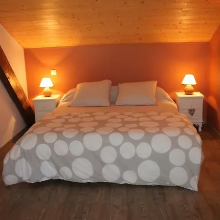 Location D'hotes Clodeguy No 2 Oda ve Kahvaltı 3*